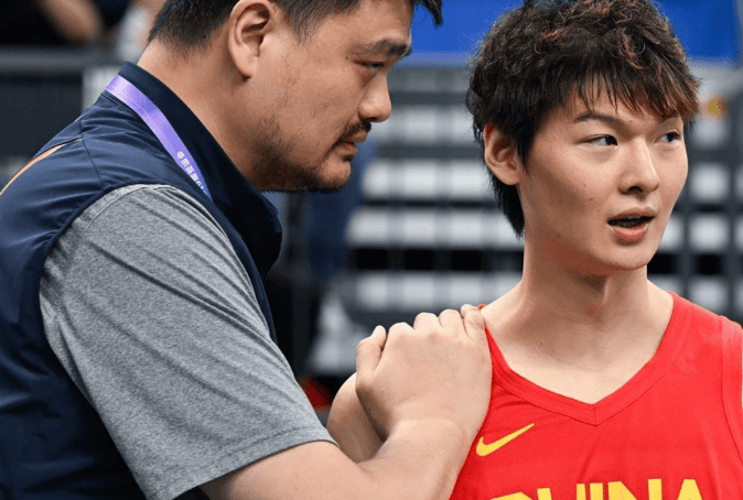  里程碑夜！塞维利亚官宣签约；CBA常规赛今夜刷纪录；悬念犹存；团队化学反应显著-ayx爱游戏在线登录